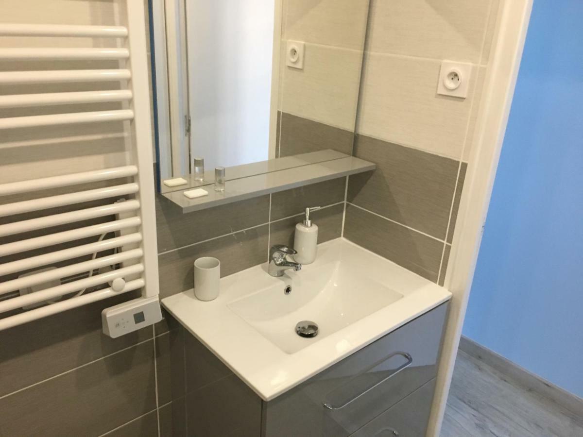 Sublime Studio Au Coeur Historique De Frejus Apartment Bagian luar foto